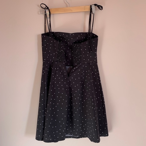Black polka dot summer dress, spaghetti, tie straps - Picture 2 of 3